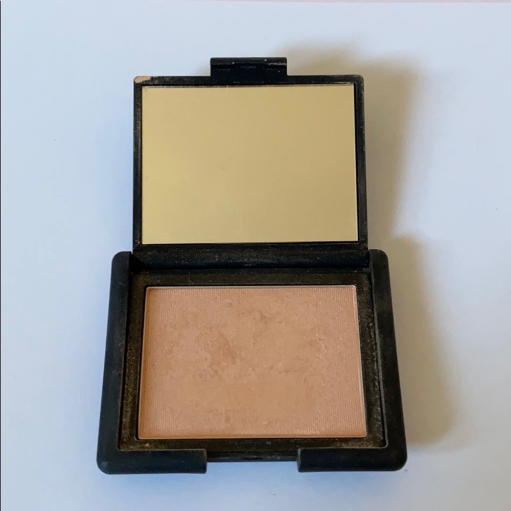 NARS Highlighter - Hot Sand ❤️🥰